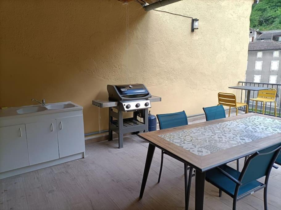 Grand Gîte terrasses Largentière Esterno foto